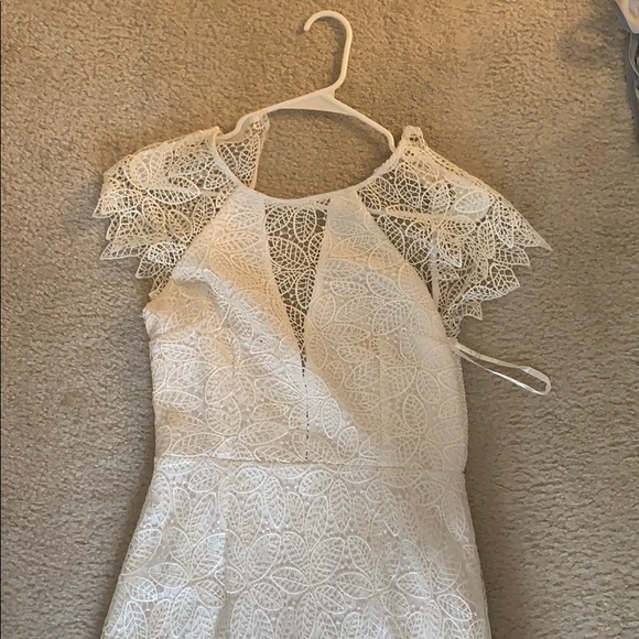 White long open back lace dress - Picture 5 of 5